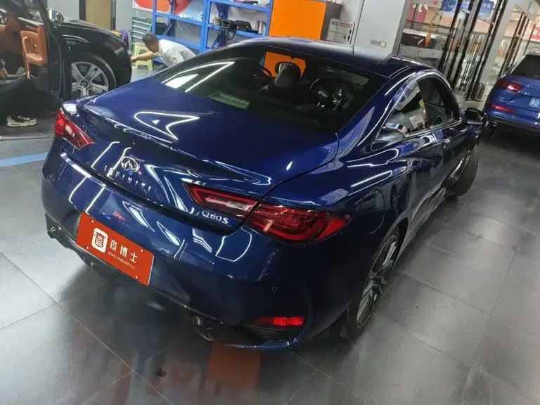 Infiniti Q60 英菲尼迪Q60 2017款 S 2.0 T 豪华运动版