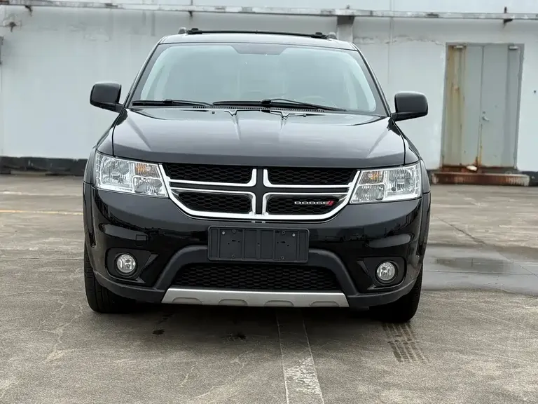 Dodge Journey 2.4 L 2 WD Premium Style