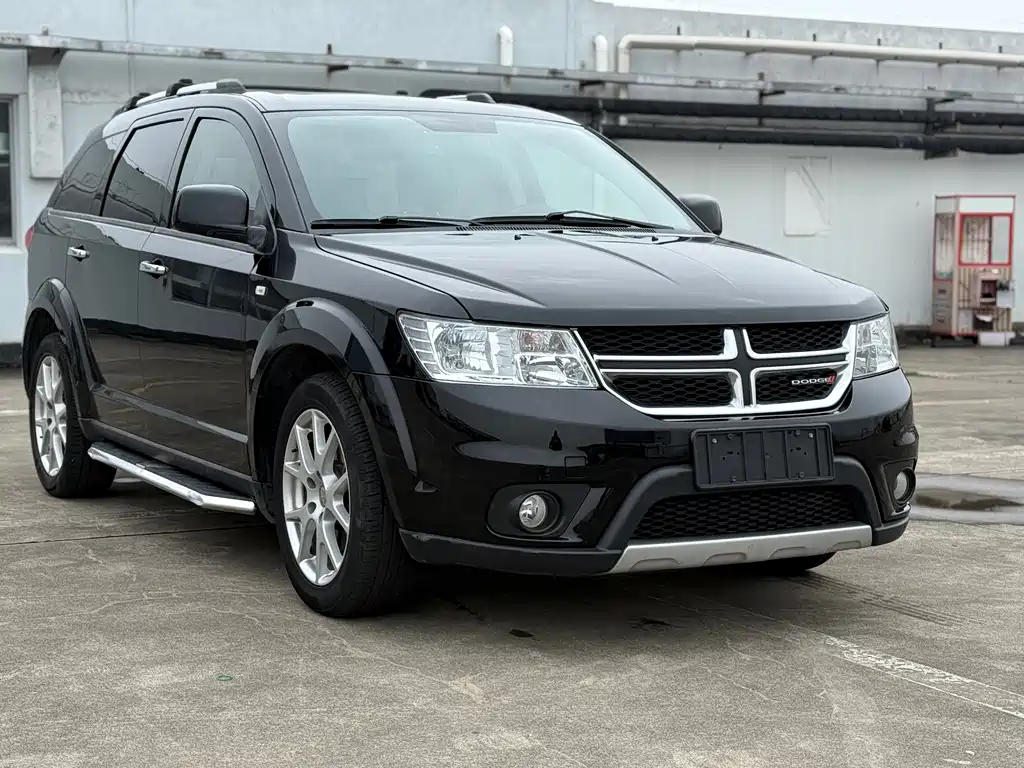 Journey 2.4 L 2 WD Premium Style