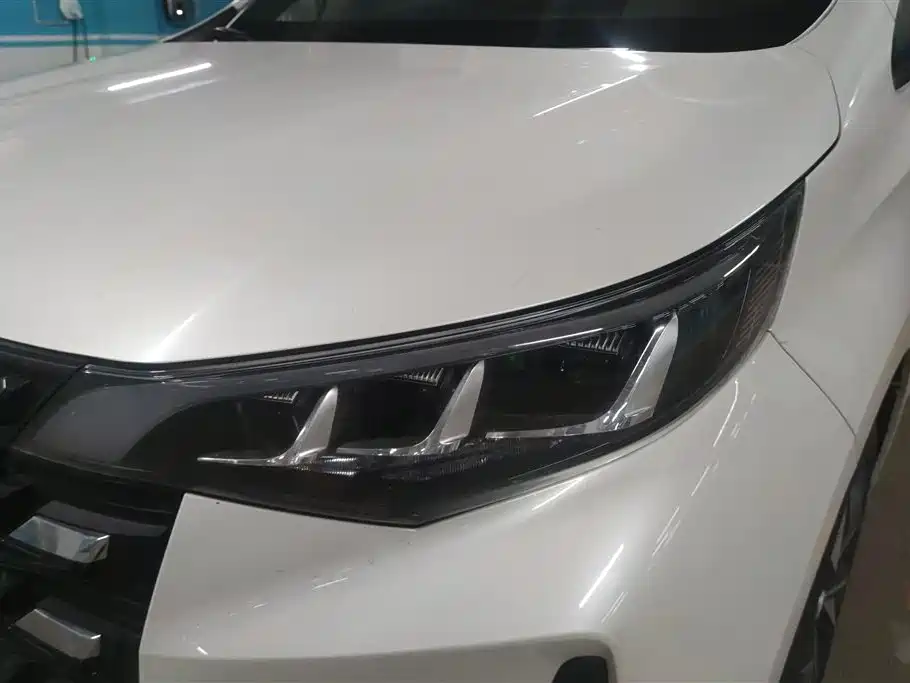 GAC Trumpchi M6 PRO 270 T DCT Luxury
