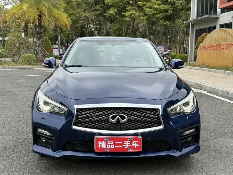Infiniti Q50 L 2.0 T Joy