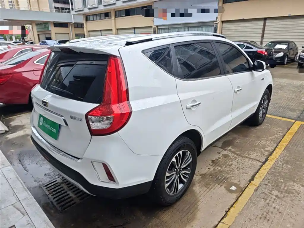 Vision X6 1.3 T CVT Luxury