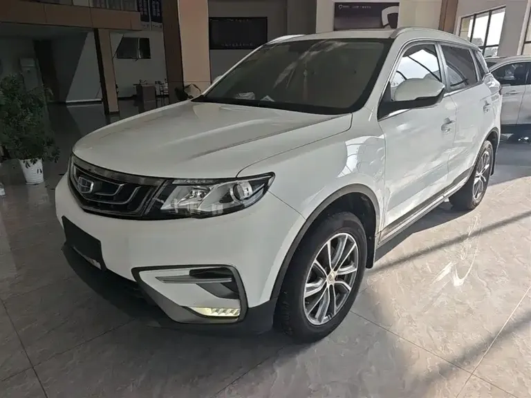Geely Boyue 2.0 L Manual 2 WD Smart Grace