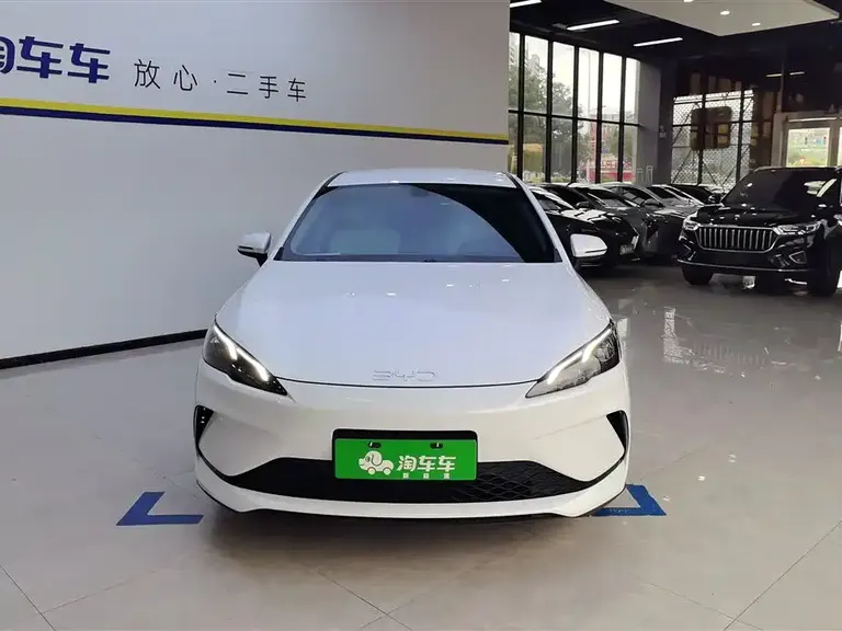 BYD Seal 05 DM-i DM-i Smart Drive 55 KM Luxury