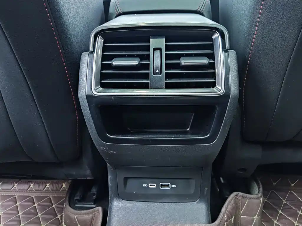 Karoq TSI280 Premium