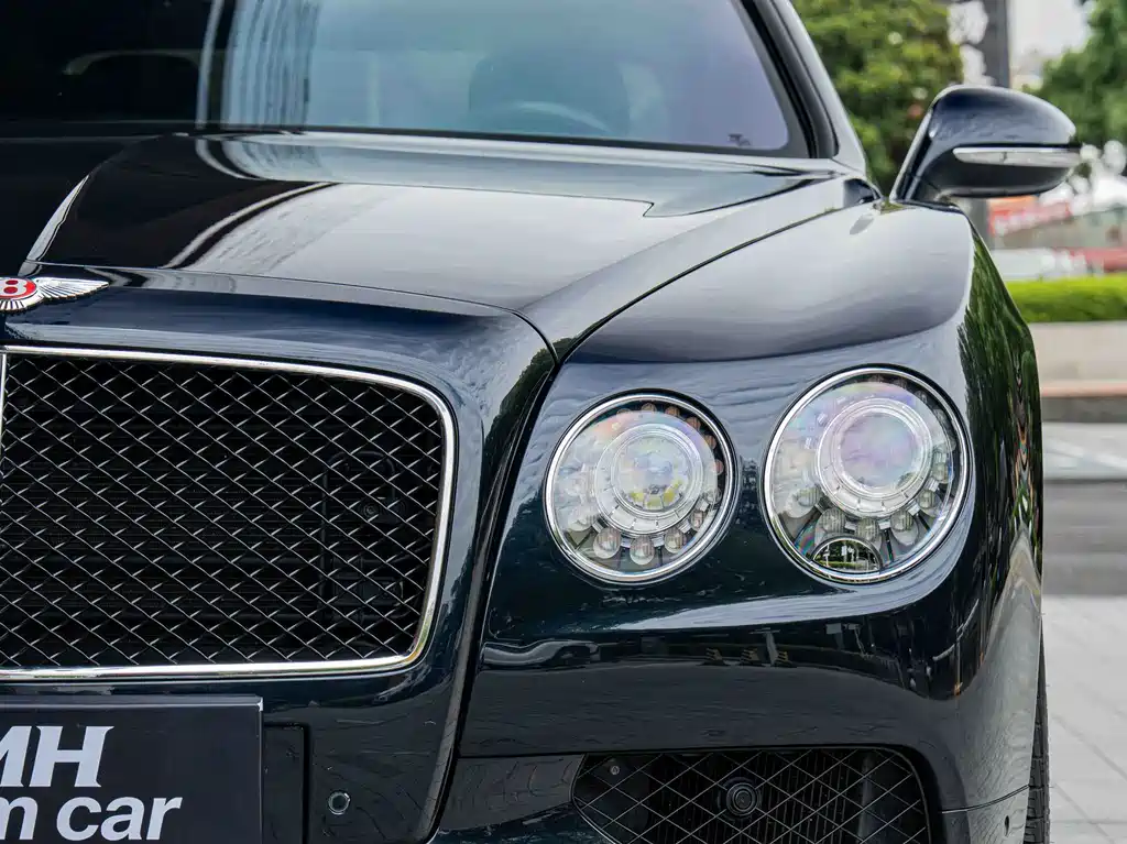 Flying Spur 4.0 T V8 S Standard