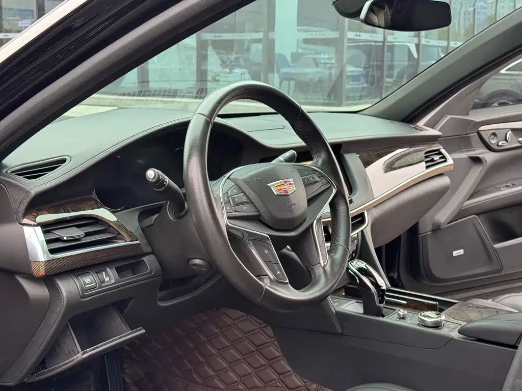 Cadillac CT6 28 T Luxury