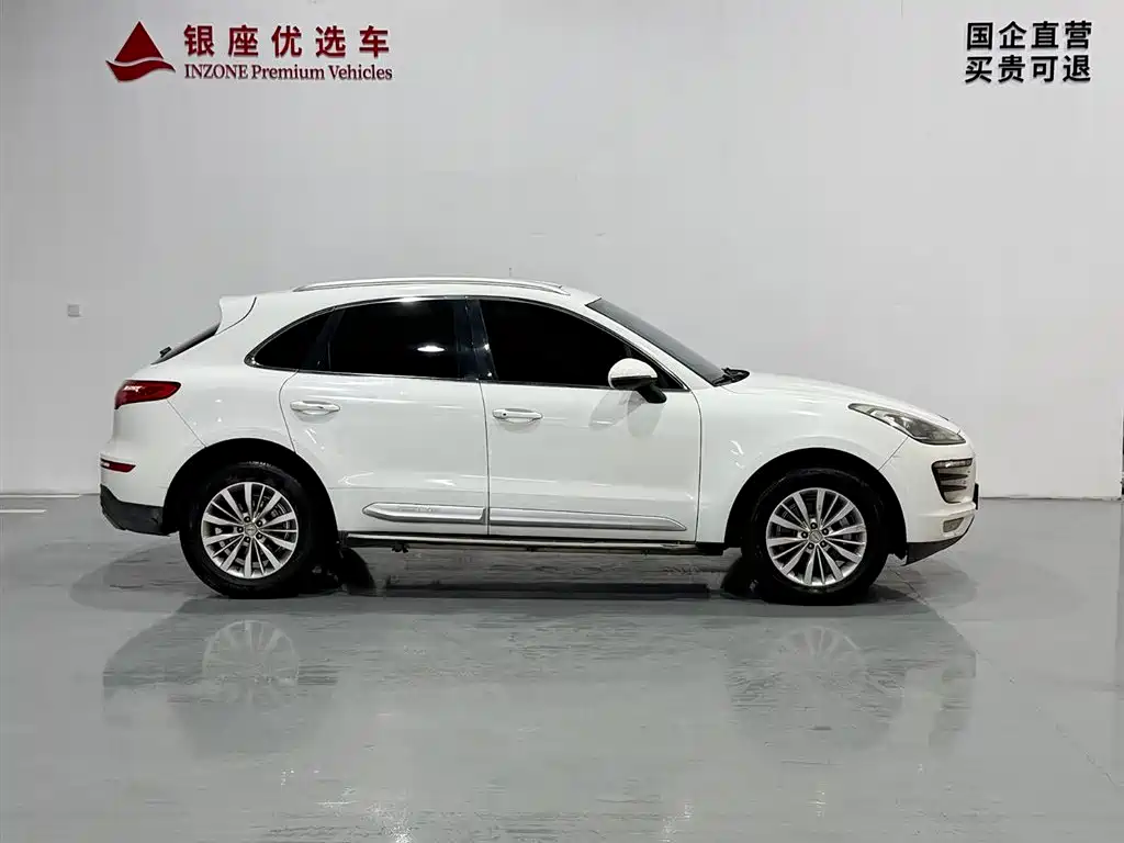 Zotye SR9 2.0 T Auto Ultimate Light