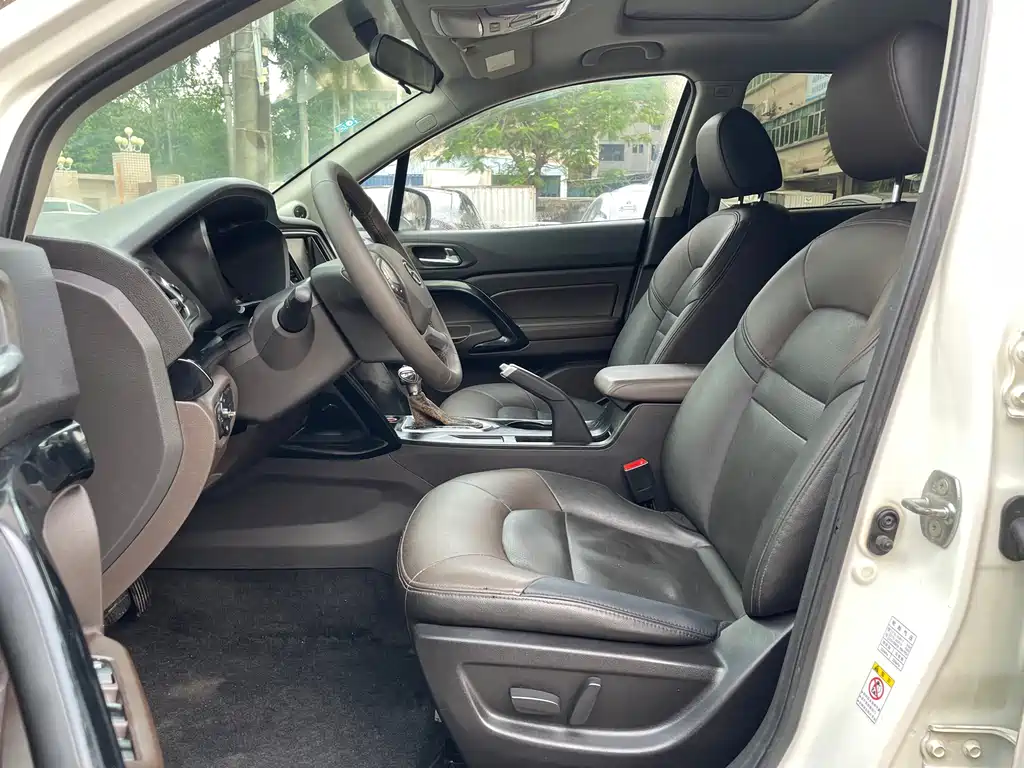 GAC Trumpchi GS4 200 T G-DCT Luxury