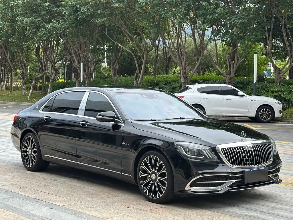 Maybach S-Class S 450 4 MATIC Collector
