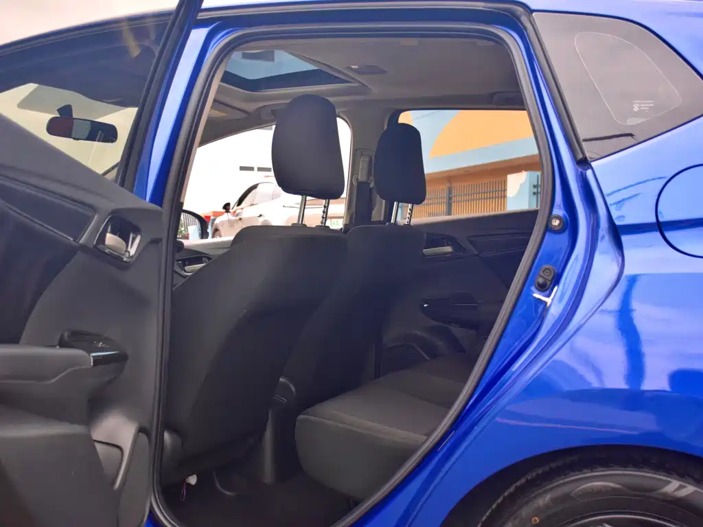 Fit 1.5 L CVT Comfort Sunroof