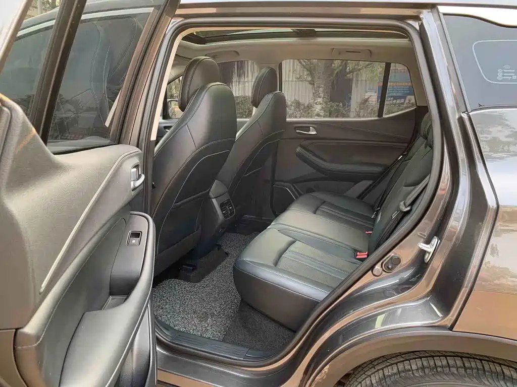 GAC Trumpchi GS4 传祺GS4 2022款 270 T 自动智行旗舰版（升级版）