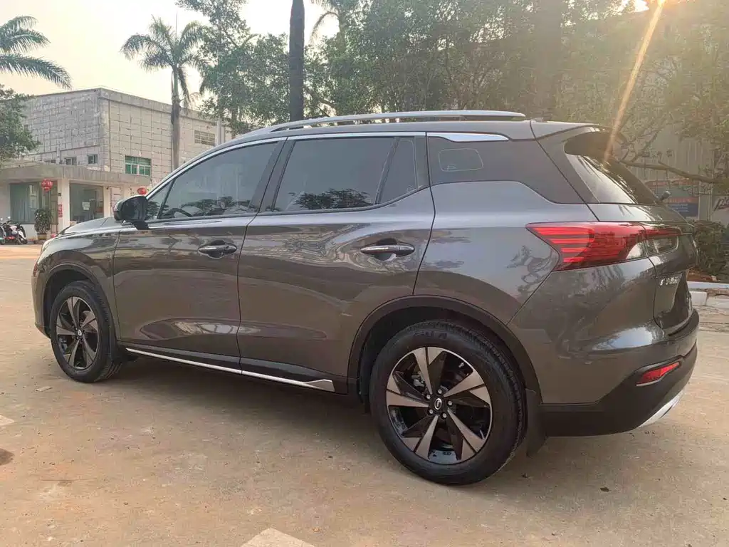 GAC Trumpchi GS4 传祺GS4 2022款 270 T 自动智行旗舰版（升级版）