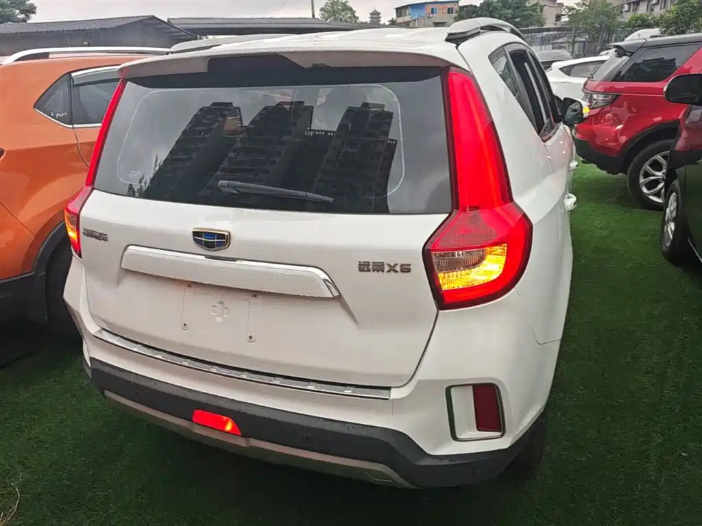 Vision X6 1.3 T CVT Luxury