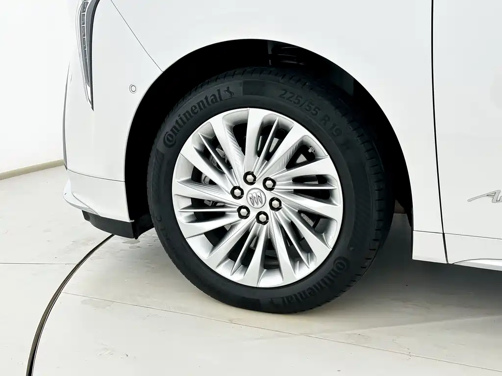Century 2.0 T 7-seat Heritage