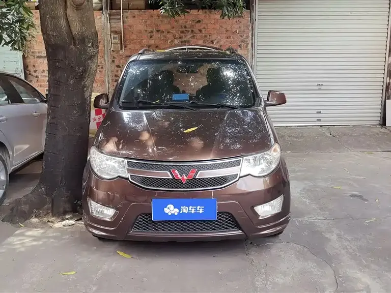 Wuling Hongguang 1.5 L S Comfort