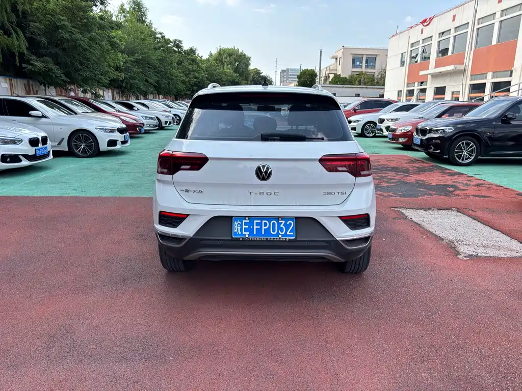 T-ROC 280 TSI DSG 2 WD Luxury Connected