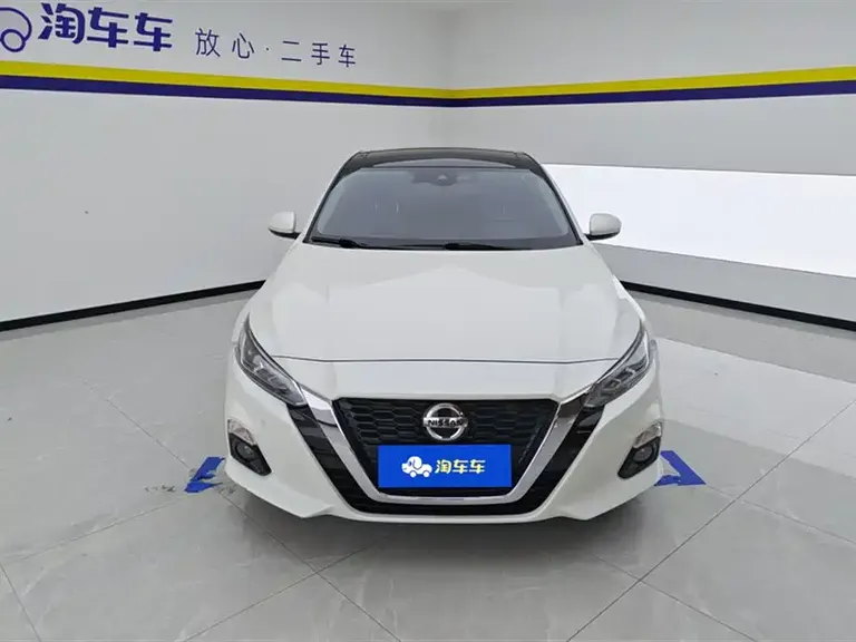Nissan Teana 2.0 T XL Upper AD1 Smart Enjoyment Navigator