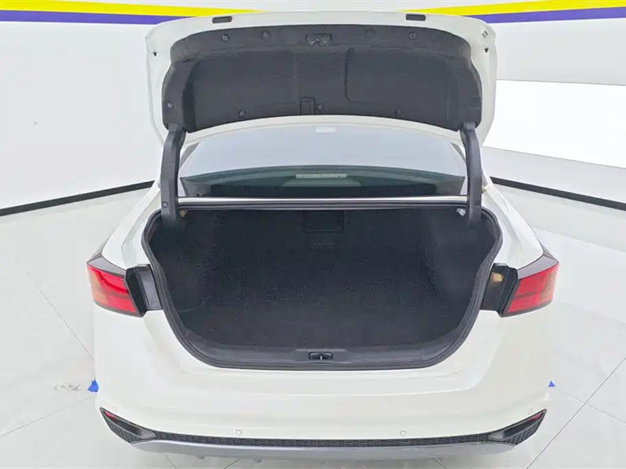 Teana 2.0 T XL Upper AD1 Smart Enjoyment Navigator