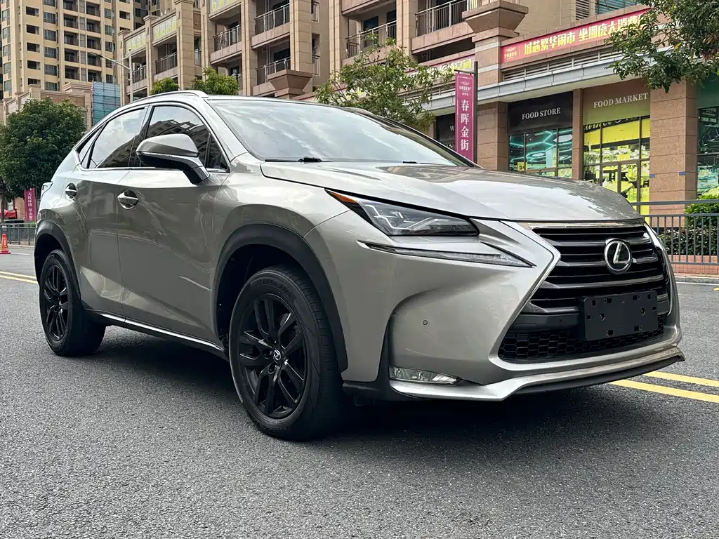 Lexus NX 200 t AWD Sharp Style