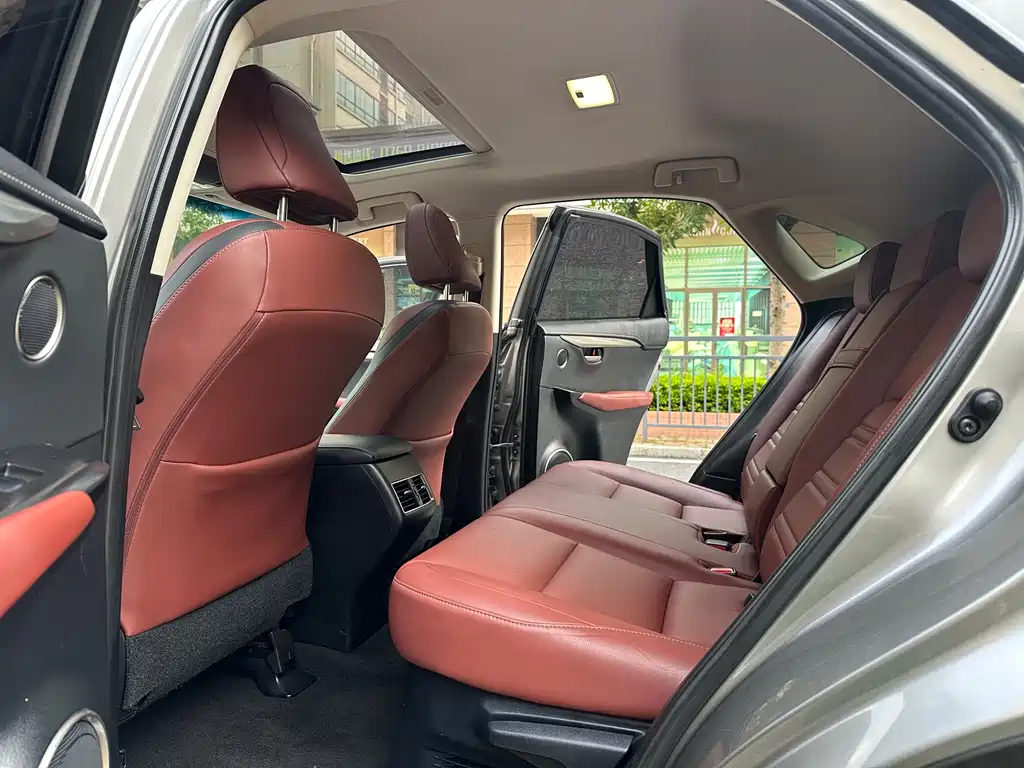Lexus NX 200 t AWD Sharp Style
