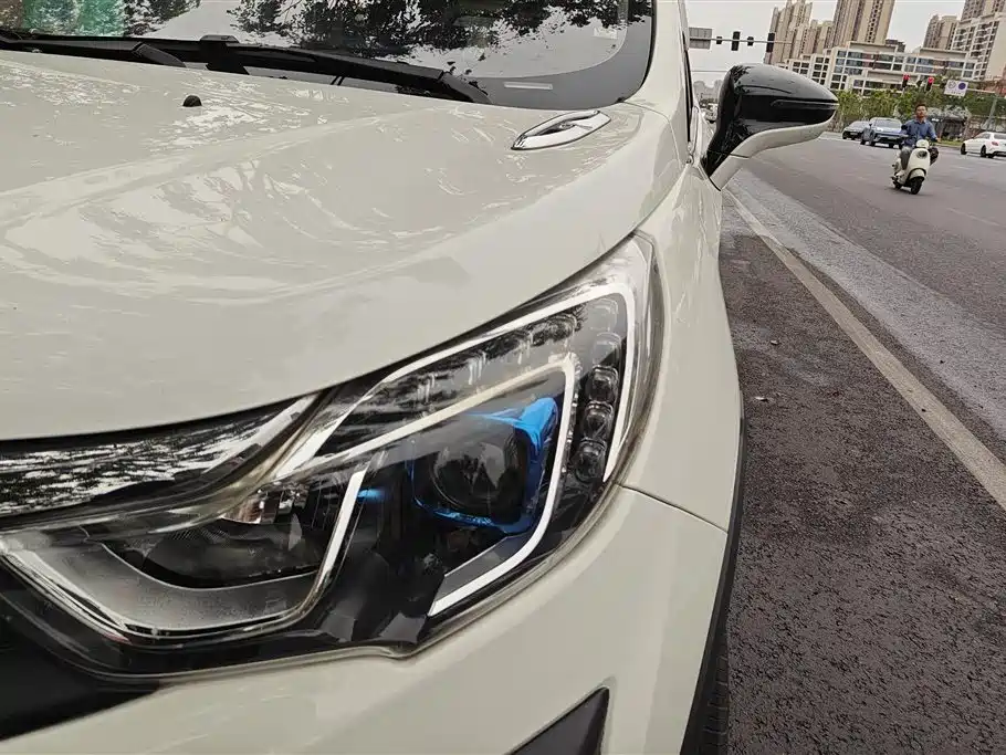 Yuan 1.5 L Manual Distinguished