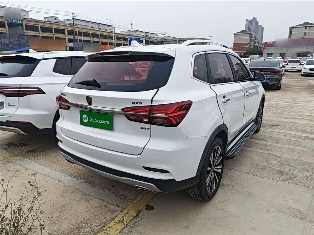 Roewe RX5 20 T Auto 4 G Connected Million