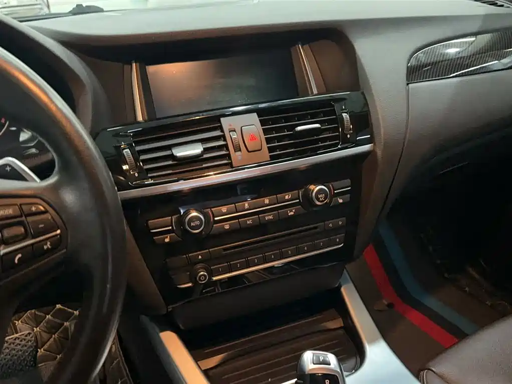 BMW X4 xDrive20 i X Design Package