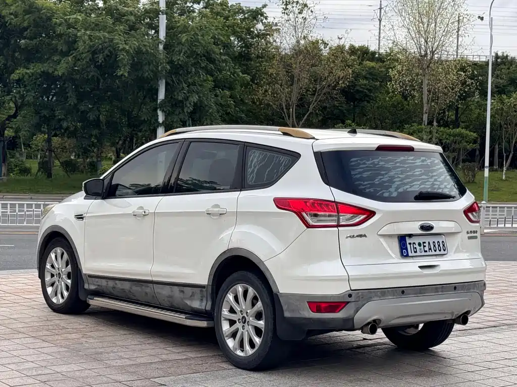 Kuga 1.5 L GTDi 2 WD Comfort