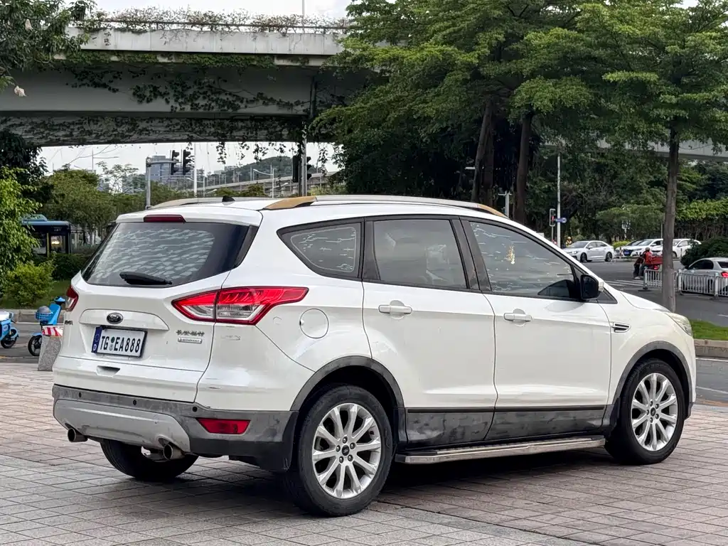 Kuga 1.5 L GTDi 2 WD Comfort