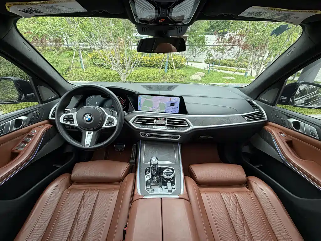 BMW X7 xDrive40 i Premium M Sport Package
