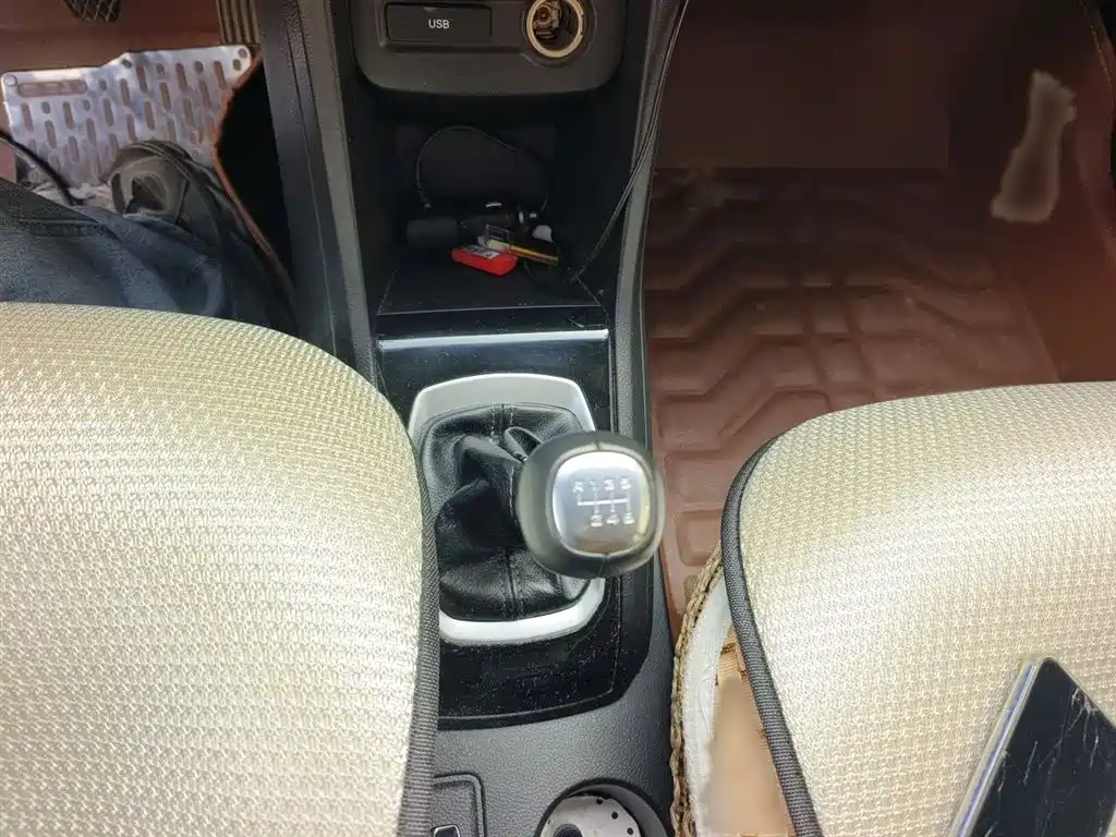 Baojun 310 1.5 L Manual Luxury