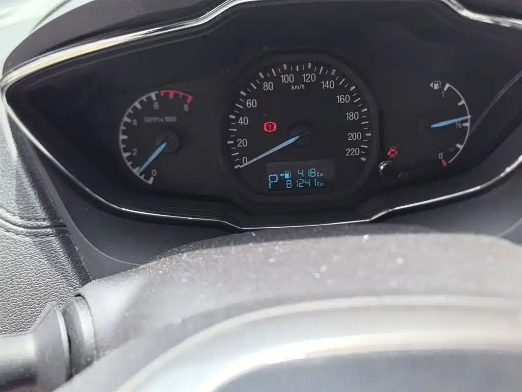Escort 1.5 L Auto Fashion