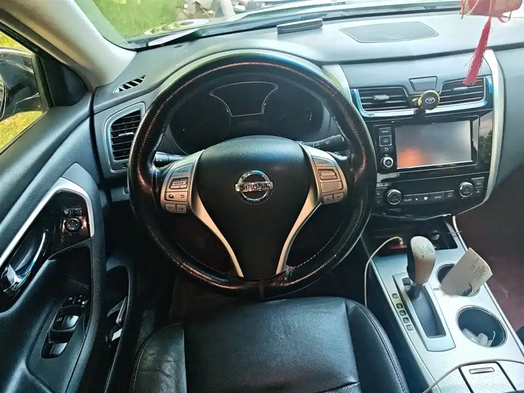 Teana Facelift 2.0 L XL Comfort