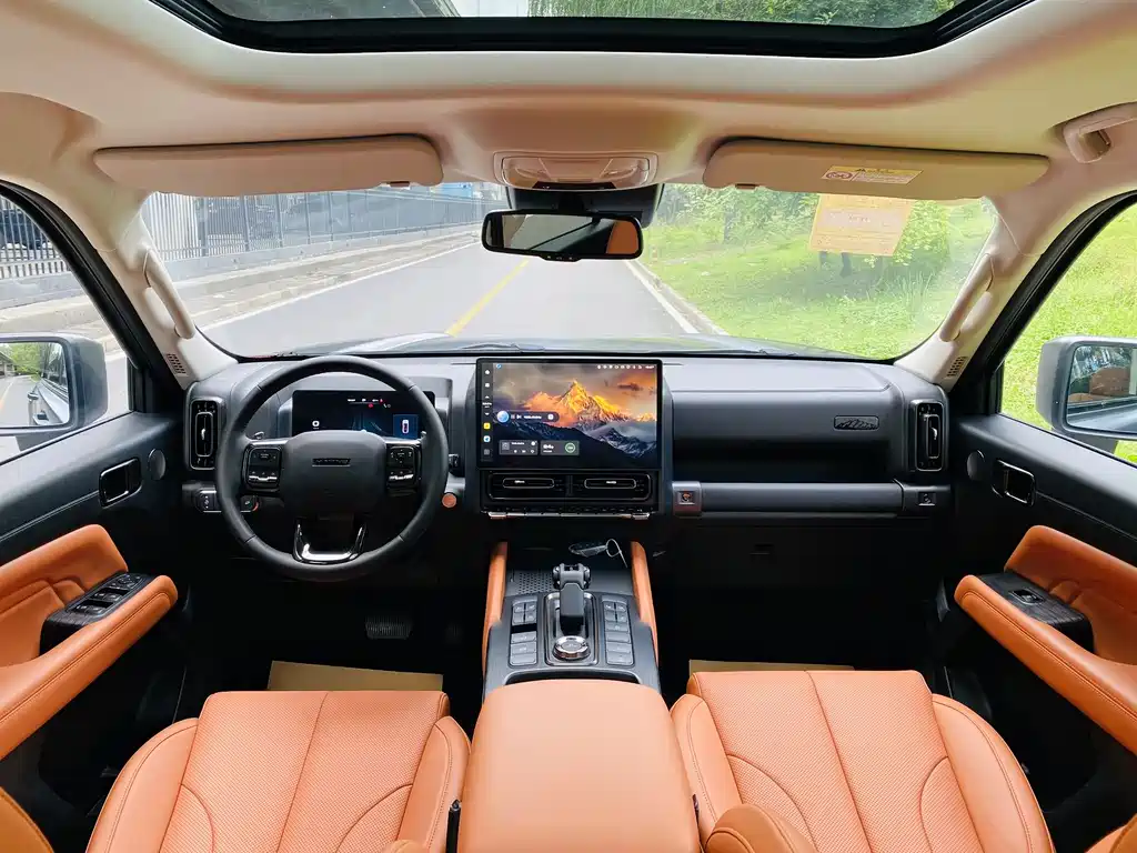 Haval H9 2.0 T Gasoline 4 WD Extreme Realm