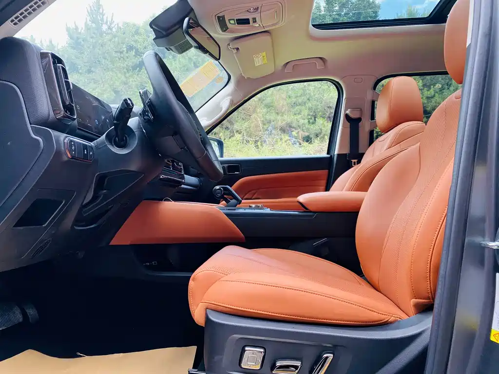 Haval H9 2.0 T Gasoline 4 WD Extreme Realm