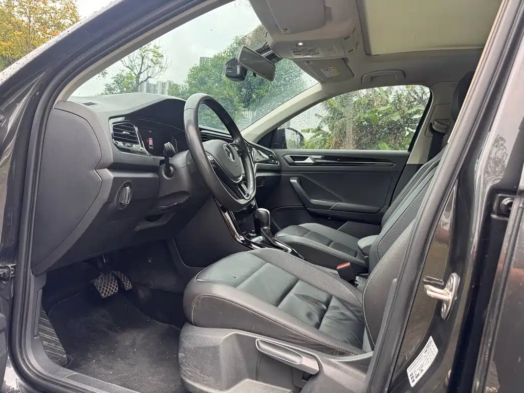 T-ROC 280 TSI DSG 2 WD Comfort Connected