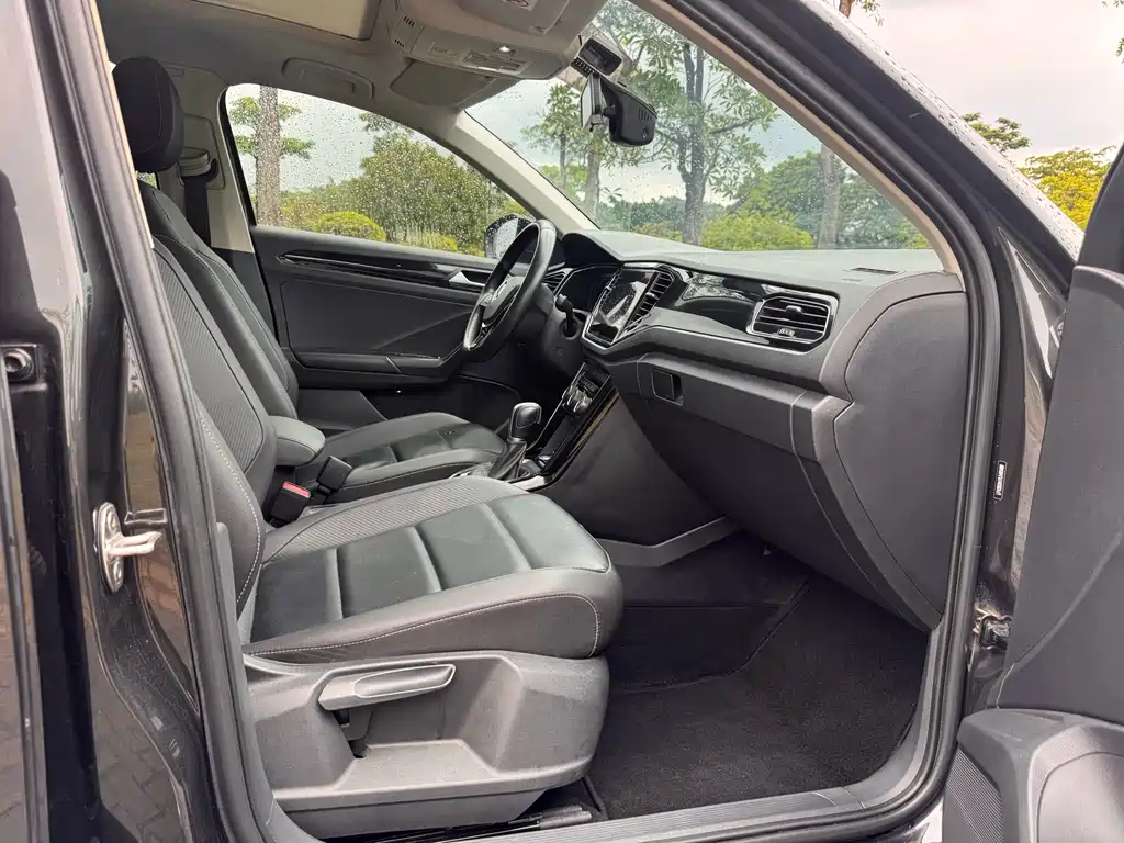 T-ROC 280 TSI DSG 2 WD Comfort Connected