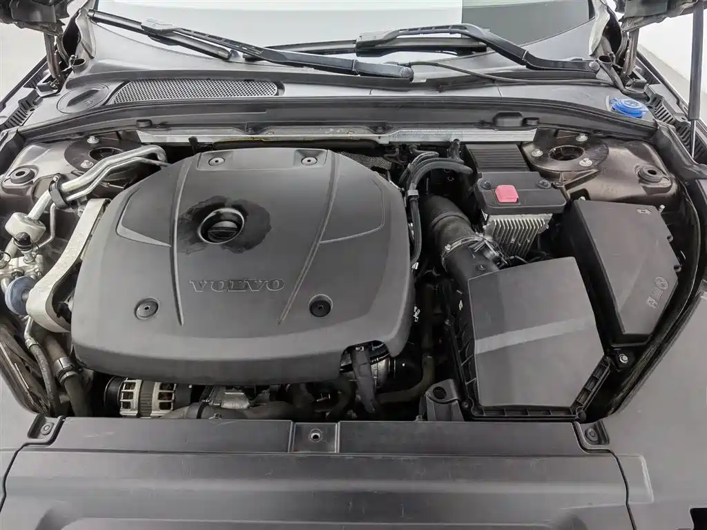 Volvo V90 Cross Country T5 AWD Smart Vision CN-V