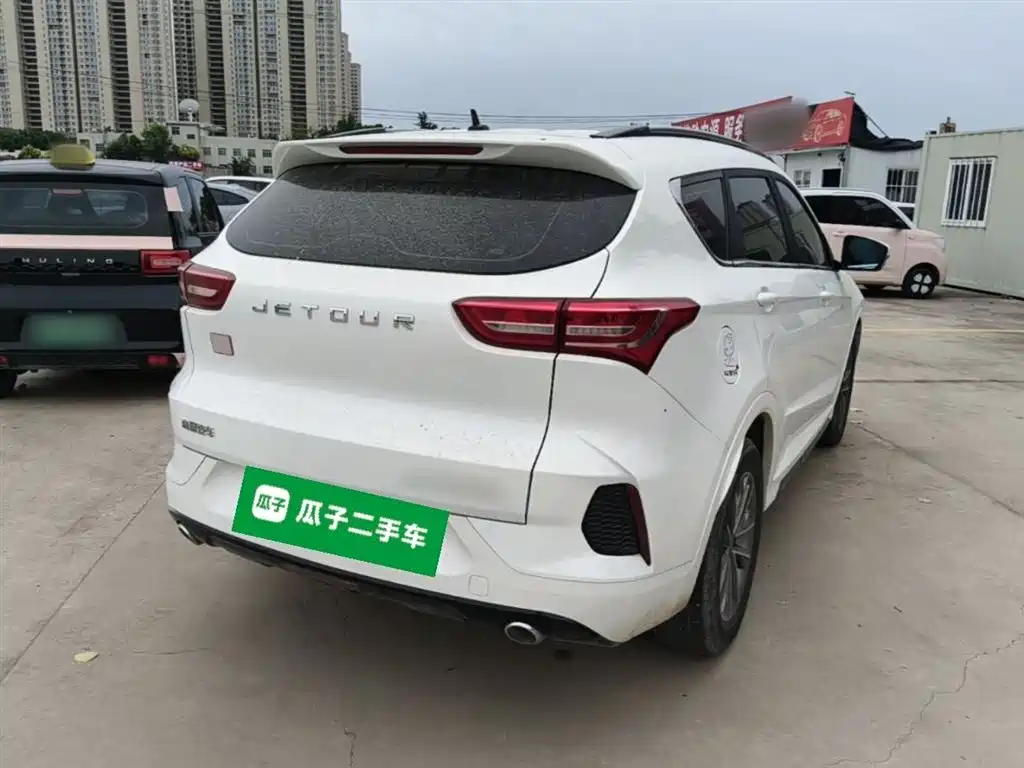 Jetour X70 1.5 T DCT Smooth Travel 5-seat