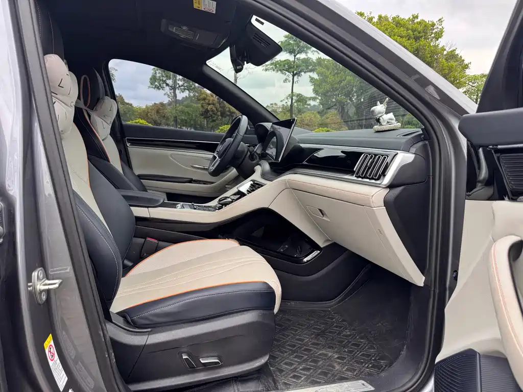 Song PLUS NEV DM-i 110 KM Flagship PLUS