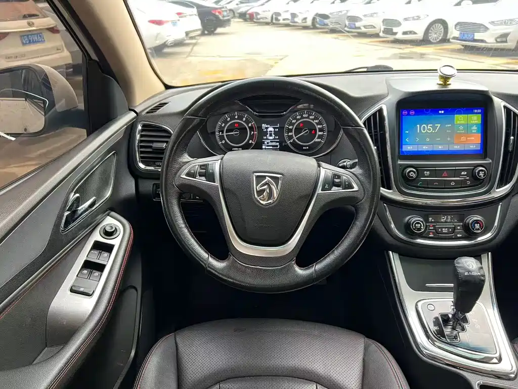 Baojun 560 1.8 L iAMT Luxury