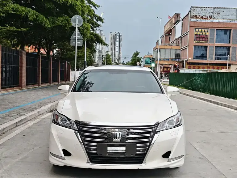 Toyota Crown 2.0 T Sport