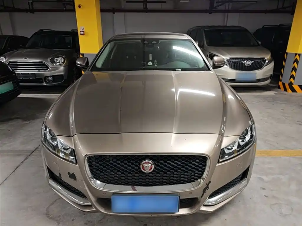 Jaguar XF XF 2.0 T 2 WD Elegance