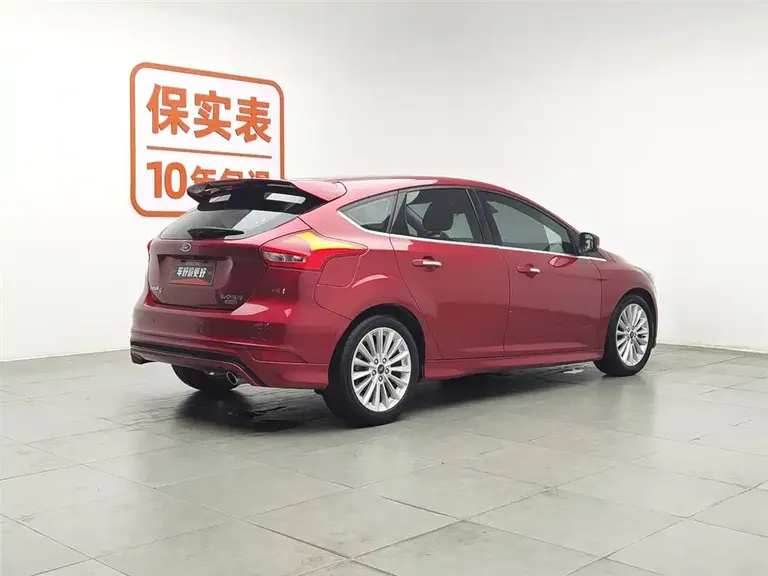 Ford Focus 福克斯 2015款 两厢 EcoBoost 180 自动运动型