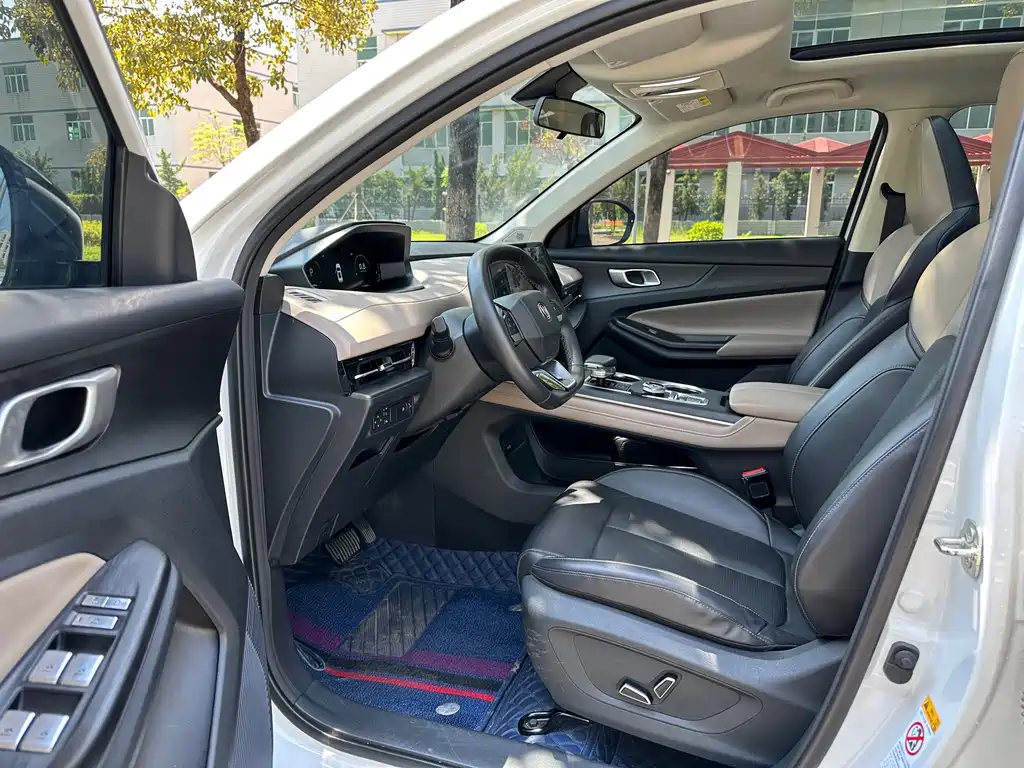 Changan CS55 PLUS 2 nd Gen 1.5 T DCT Distinguished