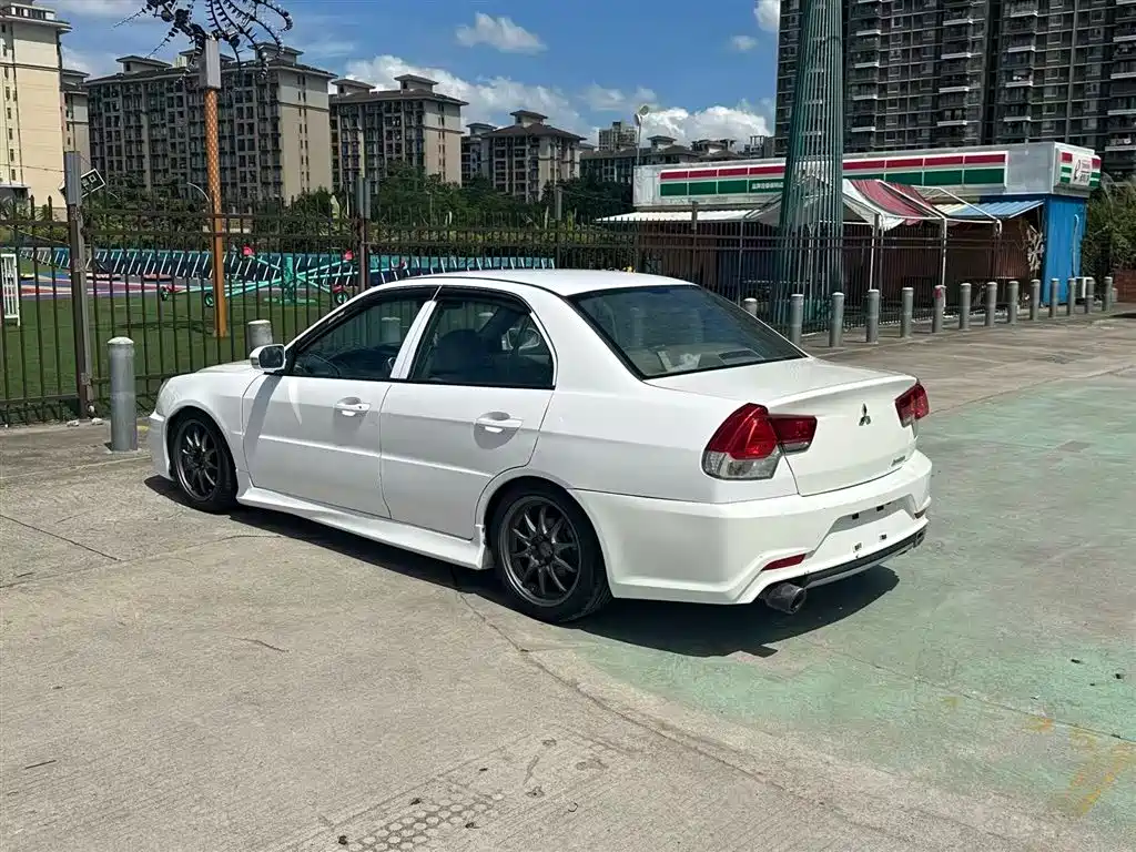 V3 Lingyue 1.5 L Manual Elegance