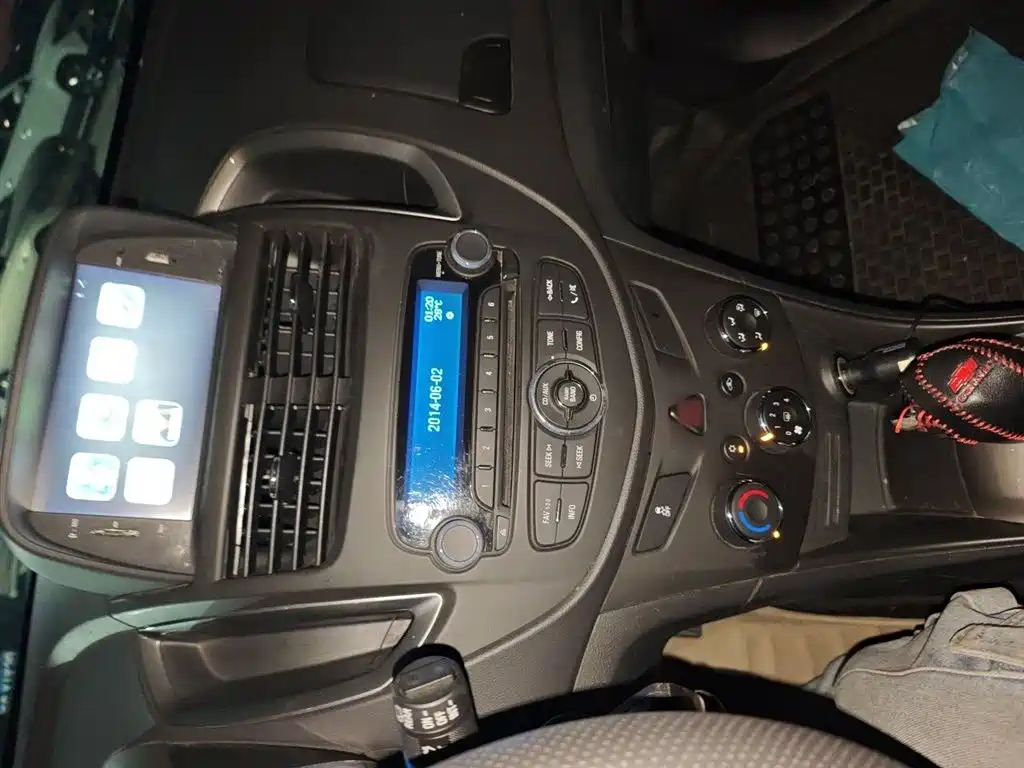 Tracker 1.4 T Auto 2 WD Comfort Sunroof