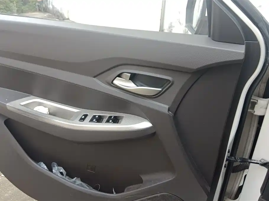 Wuling Hongguang 1.5 L S Comfort CN-VI LAR