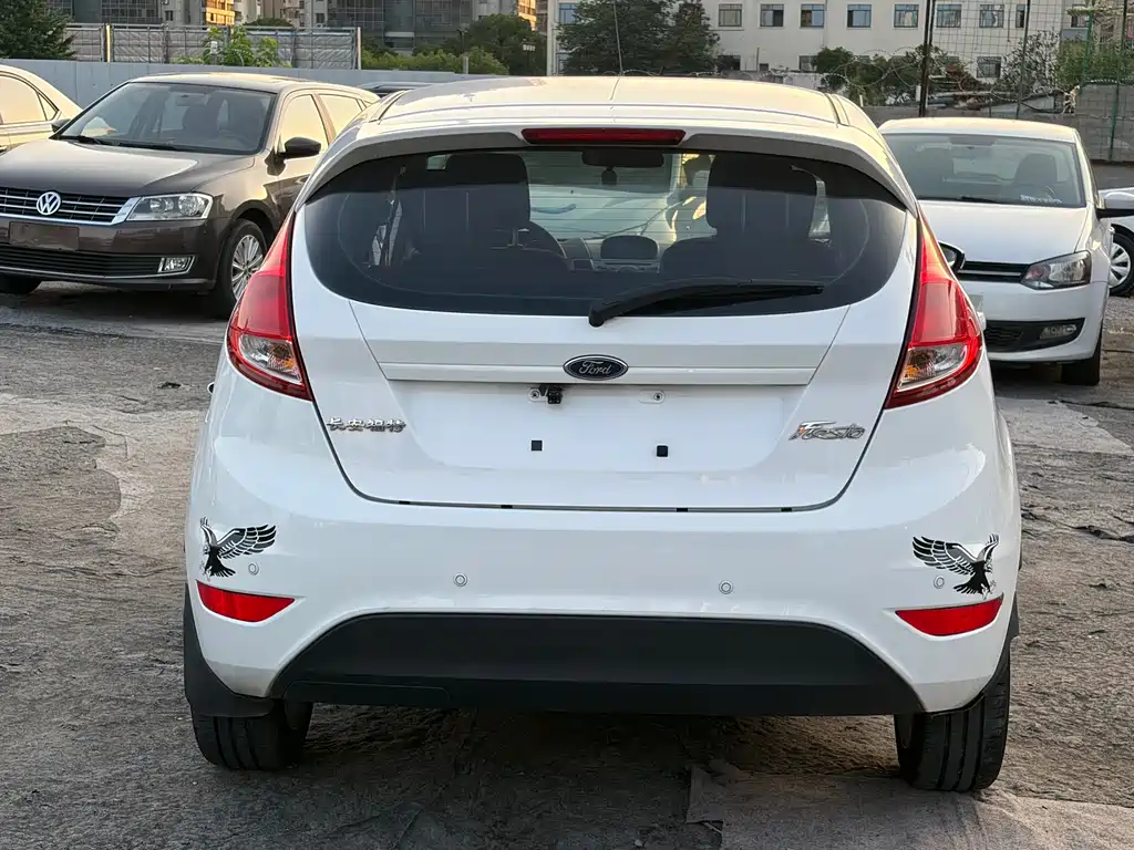 Fiesta Hatchback 1.5 L Auto Fashion